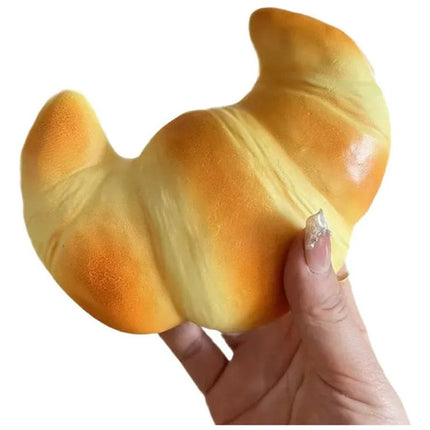 Squishy De Pan Cuernito Croissant Juguete Antiestres Suave